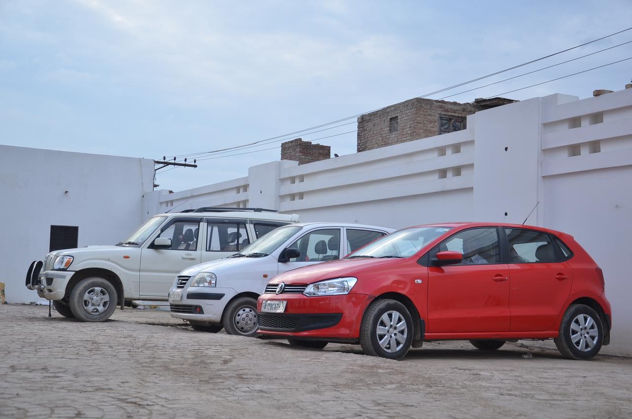 Hotel Bellevue inn Gangānagar Exterior foto
