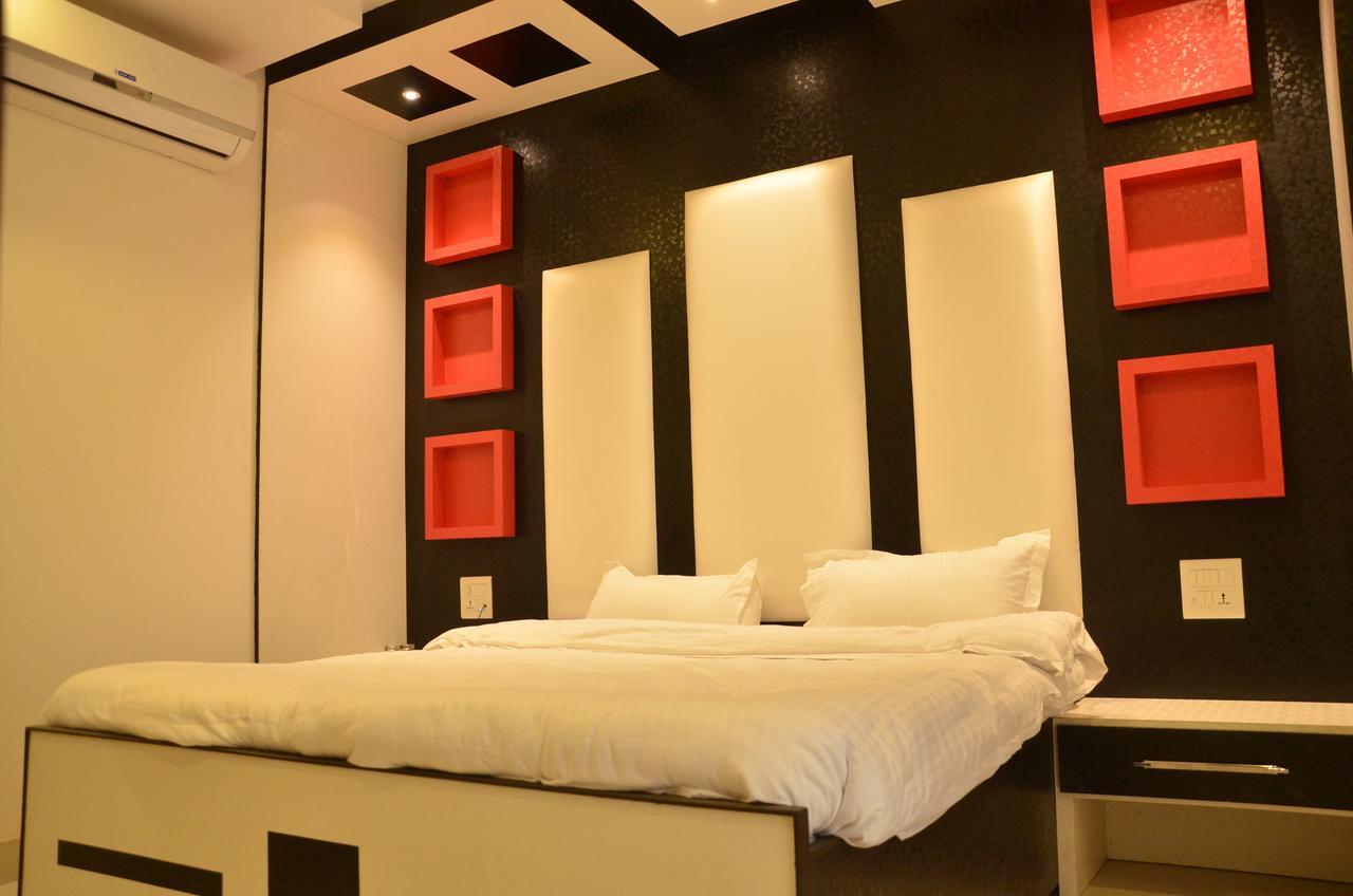 Hotel Bellevue inn Gangānagar Zimmer foto