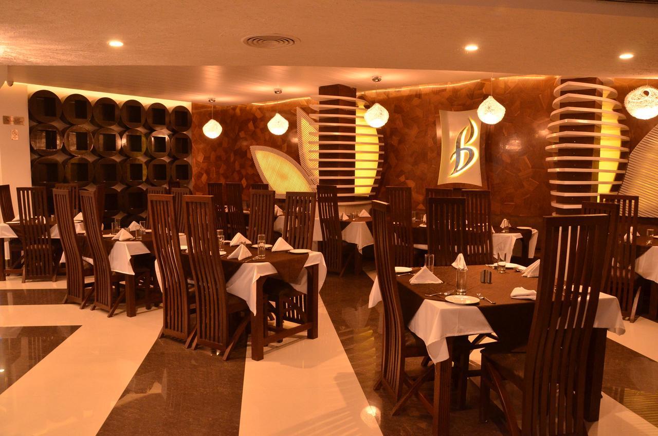 Hotel Bellevue inn Gangānagar Exterior foto